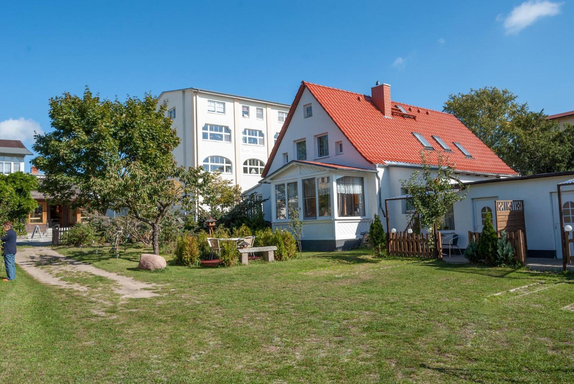 Schoener Gartenbungalow Зеллин Экстерьер фото